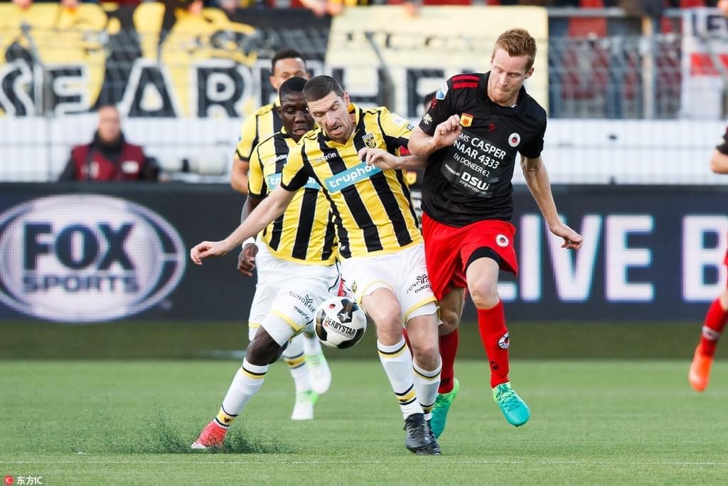 并担任球队 并担任球队