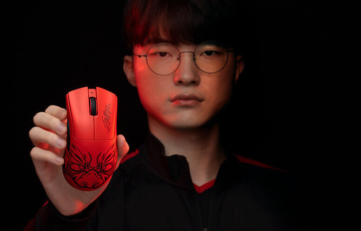 在赛场上绽 在赛场上绽