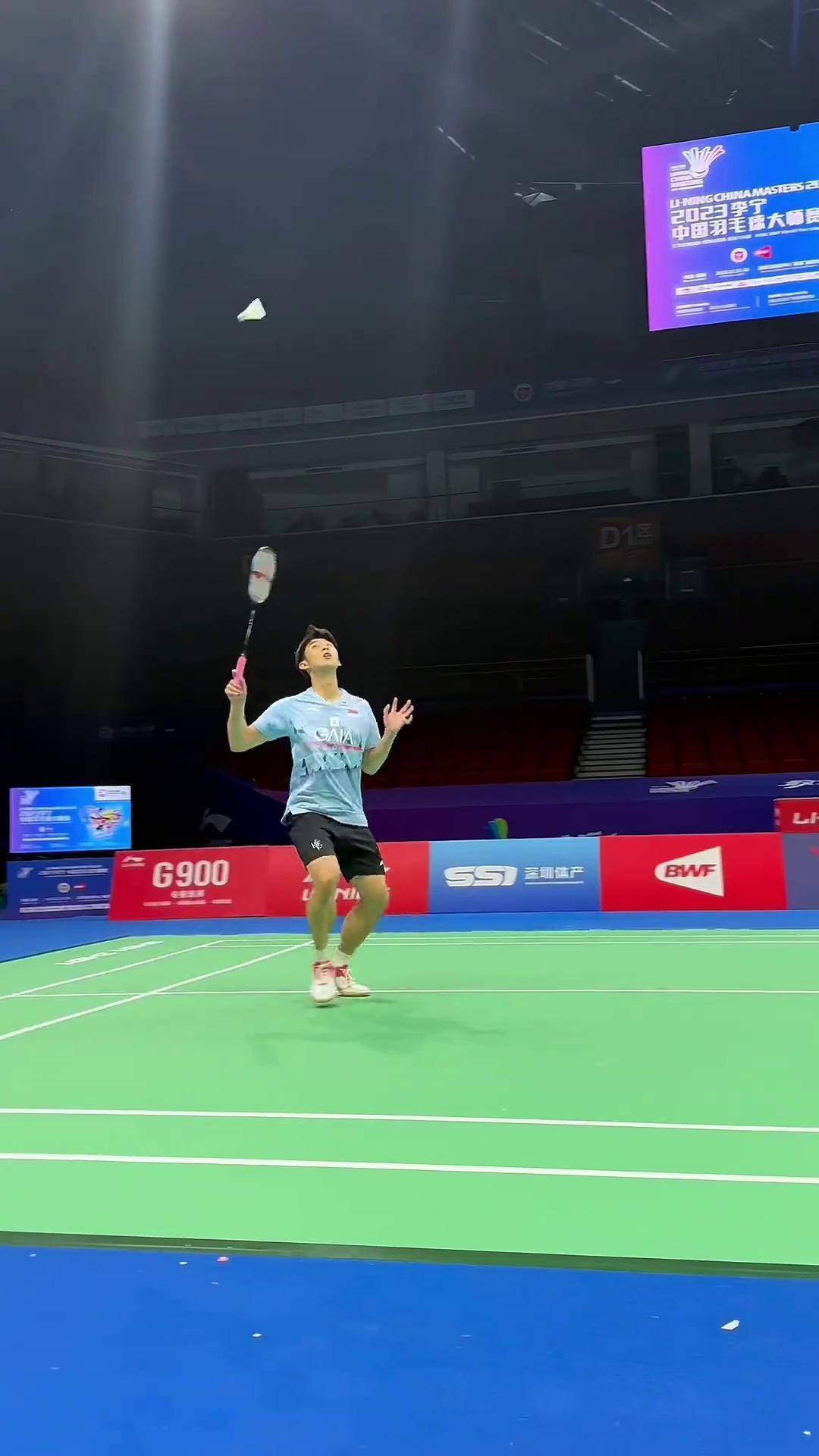 以其娴熟的 以其娴熟的